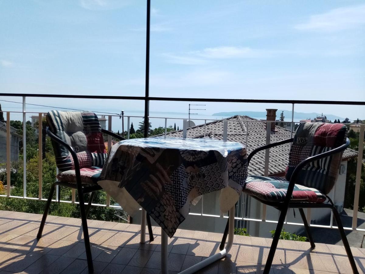 Apartman Violeta Lovran Zewnętrze zdjęcie